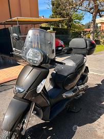 Scarabeo 400cc