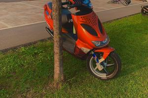aprilia sr 50