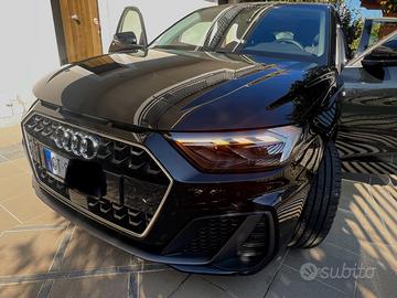AUDI A1 Sportback S-Line 2024 - Solo 2.300 km