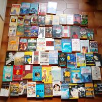 libri di vario genere e titolo