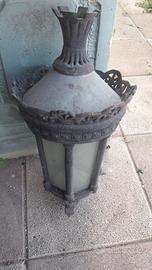 storiche lanterne in ghisa