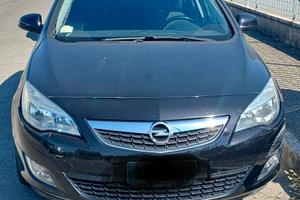 Opel Astra 1.4 benzina