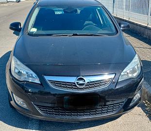Opel Astra 1.4 benzina