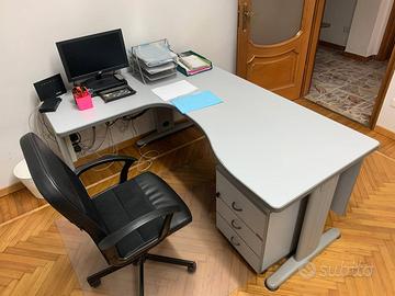 scrivania + armadio uffici