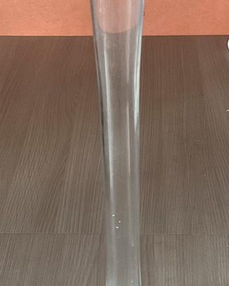 Vaso in vetro collo lungo