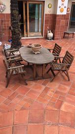 tavolo massello più tavolo ghisa ferro con sedie