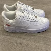 Sneakers Supreme x Nike Air Force 1 Low * 38.5