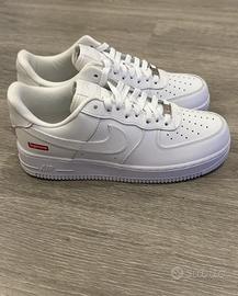 Sneakers Supreme x Nike Air Force 1 Low * 38.5