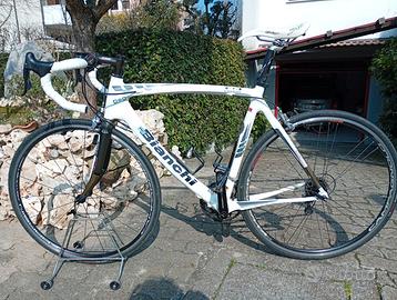 bici da corsa BIANCHI in carbonio