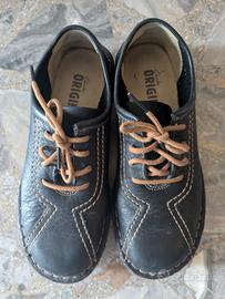 Scarpe Clarks nuove in pelle ..design unico 