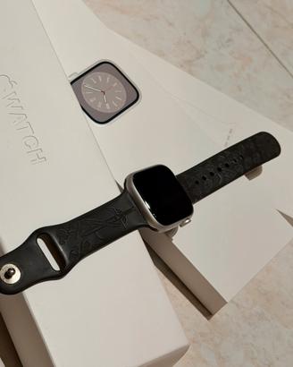 Apple Watch Series 8