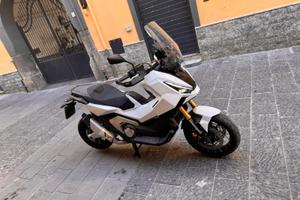 Honda X-ADV 750 2025