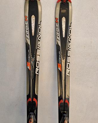 Sci Rossignol con attacchi