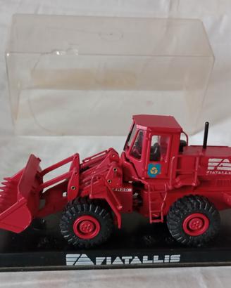 OLD CARS 1/50 : FIAT ALLIS FR20 con scatola
