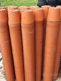 Vasi in plastica  color cotto