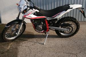 MOTO BETA ALP 400