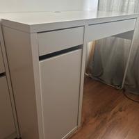 Scrivania ikea MICKE bianca
