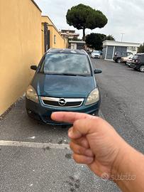 Opel Zafira 7 posti