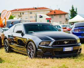 Ford Mustang 3.7 2013