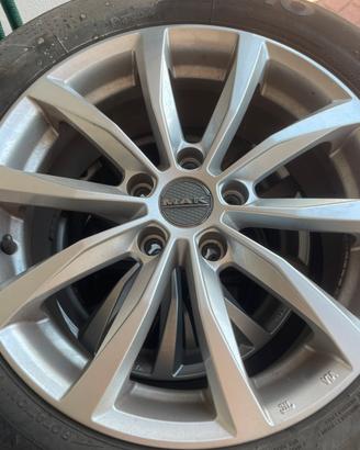 4 cerchi MAK 17" - gomme invernali Nexen - Captur