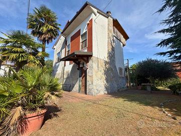 CASA INDIPENDENTE A TRONZANO VERCELLESE