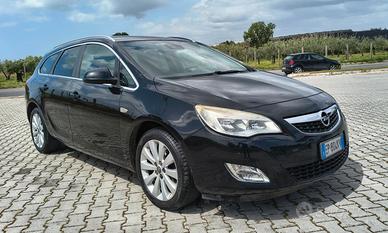Opel Astra 2012 1.4 RIMESSA A NUOVO