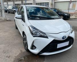 Toyota Yaris 1.5 Hybrid 5 porte Lounge