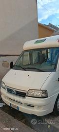 Camper semintegrale 