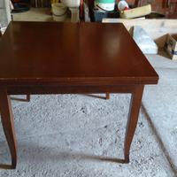 Tavolo in legno