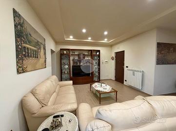 5 LOCALI A NAPOLI