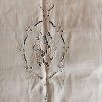 tende ricamate a mano in cotone