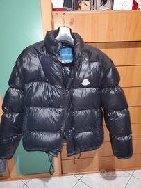 Moncler nero lucido