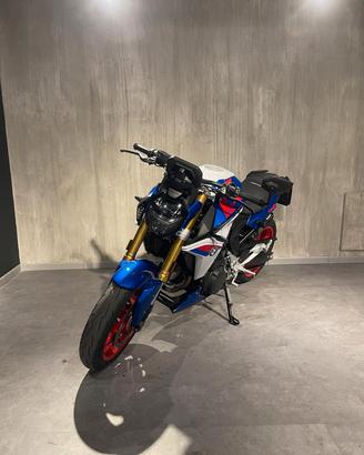 Bmw F 900 R - ANNO 2025 - KM 6541