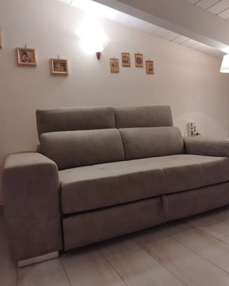 Divano pari al nuovo acquistato 5 mesi fa tolgo 