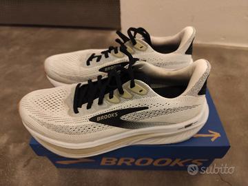 Brooks Ghost 17