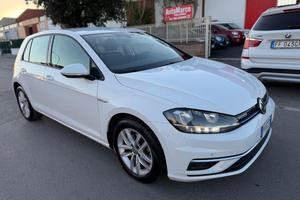 VOLKSWAGEN - Golf - 1.4 TGI 5p. Executive