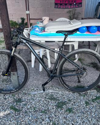 Mountain bike cannondale trail 5