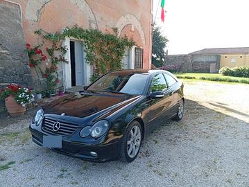 Mercedes classe C 220 DCI 150 cavalli