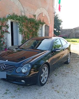 Mercedes classe C 220 DCI 150 cavalli