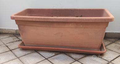 Vaso rettangolare per fiori