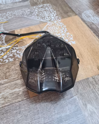 fanale stop triumph  street triple 765rs 