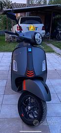 Vespa Gts Super Sport 300