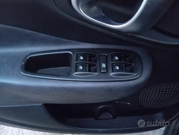 pulsantiera alzavetri FIAT 500L anno 2014