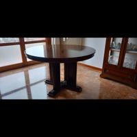 Tavolo rotondo in noce