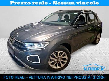 Volkswagen T-Roc 1.0 TSI Life Fari Performance, Na