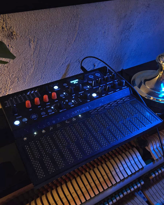 Synth Arturia MicroFreak Stellar - Limited Edition