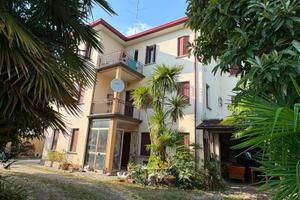 CONEGLIANO palazzina intera di 4 unità C555
