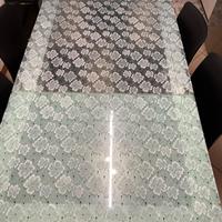 Tavolo in vetro allungabile molto bello