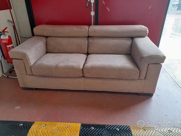 Divano 2 posti Poltrone e sofà totalmente 