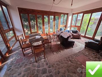 Villa Indipendente Tre Livelli Con Corte Campo Cal